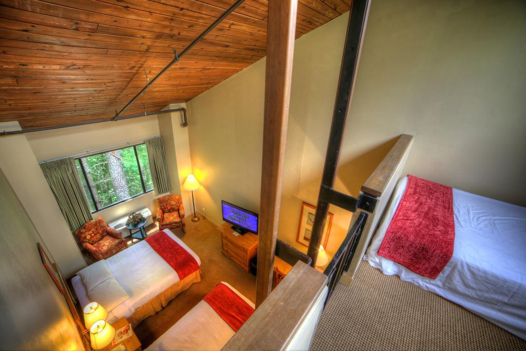 Unicoi State Park & Lodge Helen Chambre photo